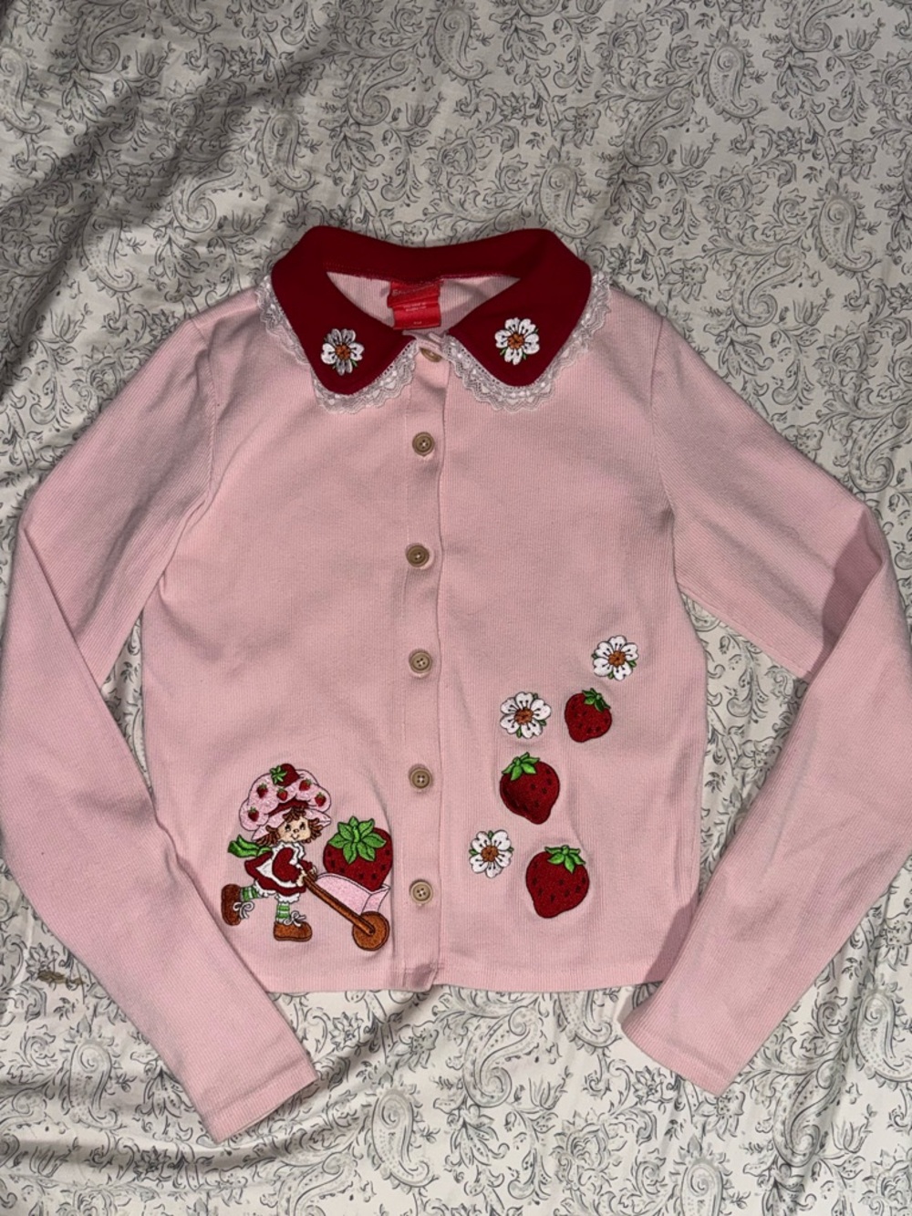 Box Lunch Strawberry Shortcake Women’s Collared Cardigan